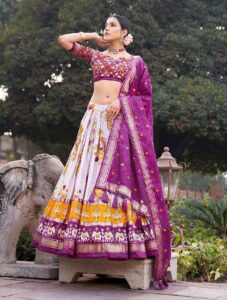 KyvoCrafts_Lehnga_Choli_Magenta_White