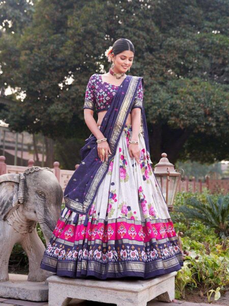KyvoCrafts_Lehnga_Choli_Violet